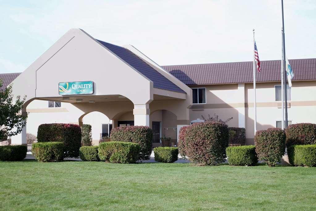 Country Inn & Suites By Radisson, Battle Creek, Mi מראה חיצוני תמונה