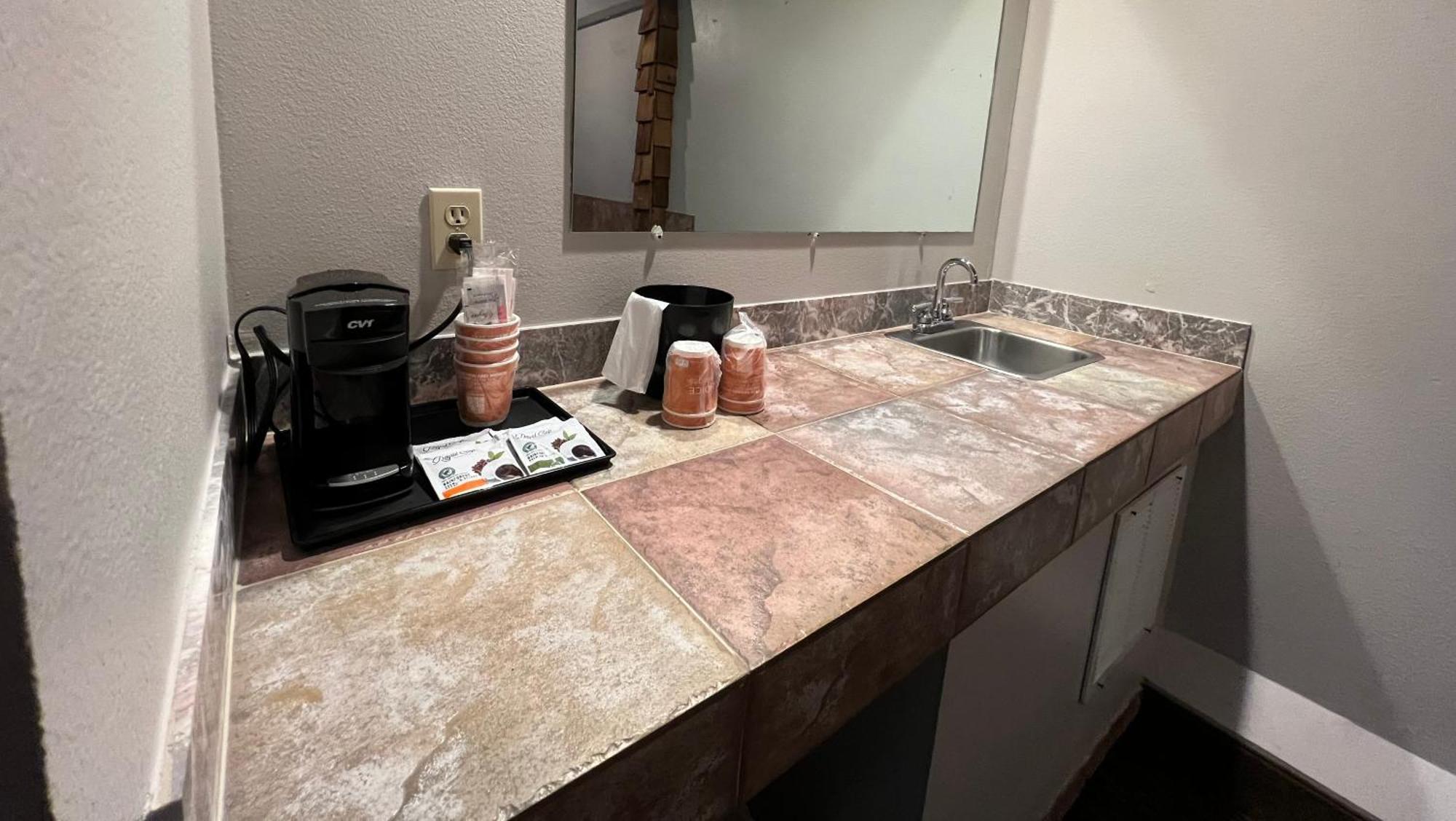 Country Inn & Suites By Radisson, Battle Creek, Mi מראה חיצוני תמונה