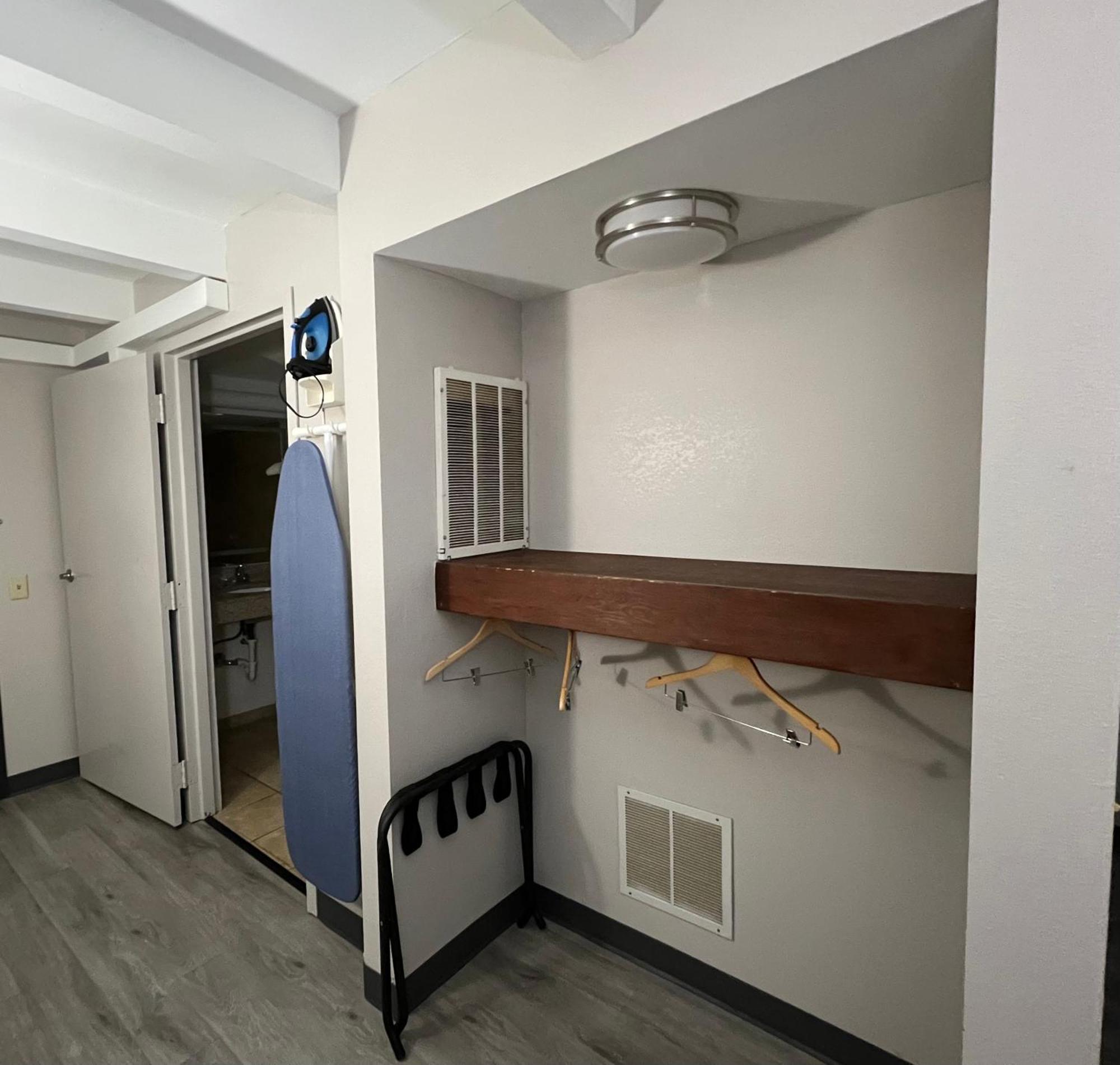 Country Inn & Suites By Radisson, Battle Creek, Mi מראה חיצוני תמונה