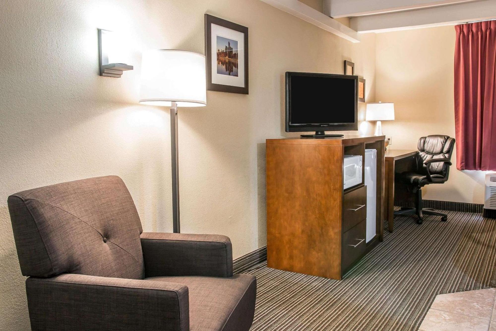 Country Inn & Suites By Radisson, Battle Creek, Mi מראה חיצוני תמונה