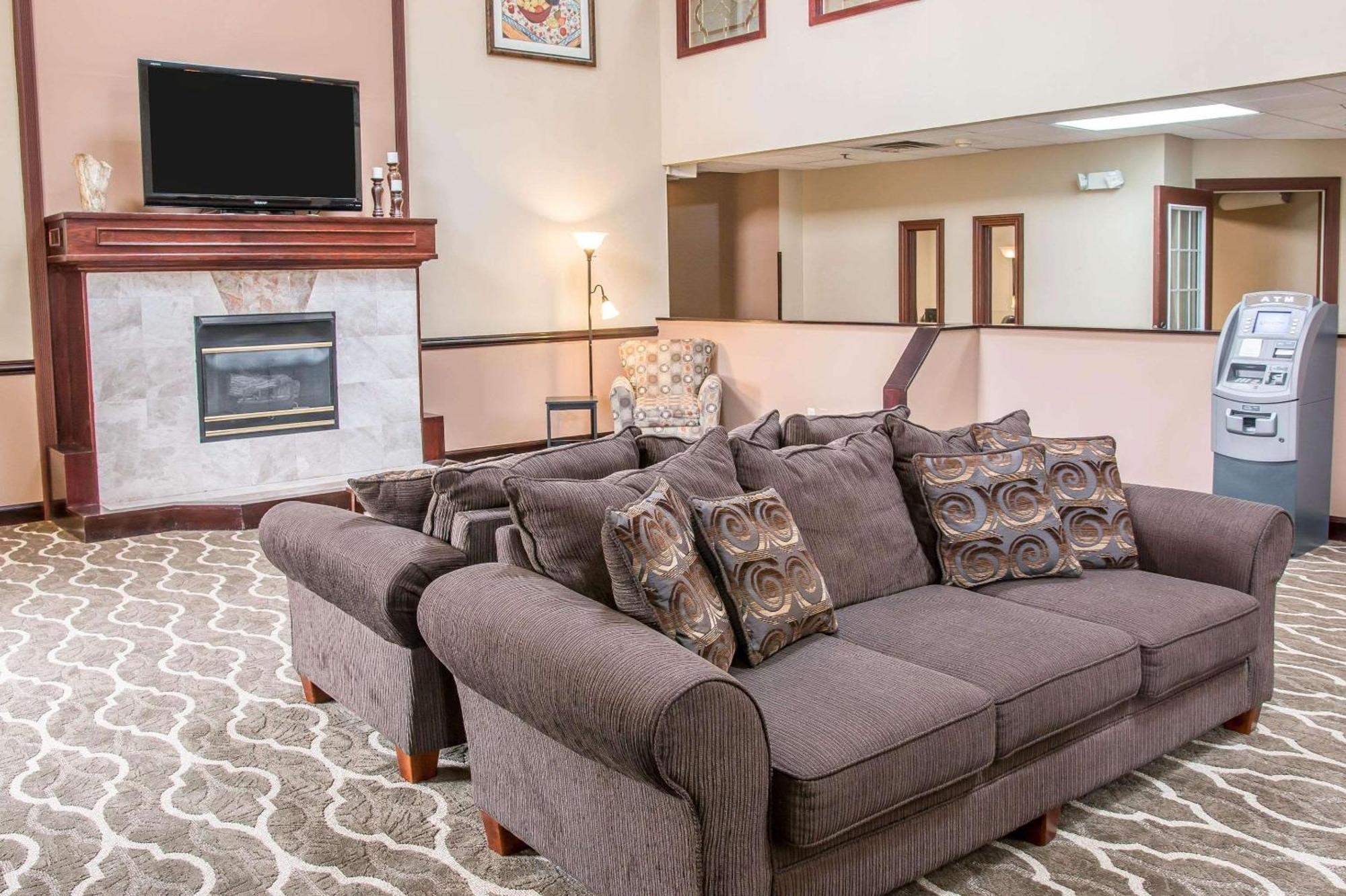 Country Inn & Suites By Radisson, Battle Creek, Mi מראה חיצוני תמונה
